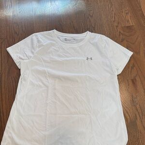 Under Armour women’s Classic White Tee
